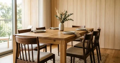 Comparativa de roble nogal y guatambú en muebles de diseño interior.